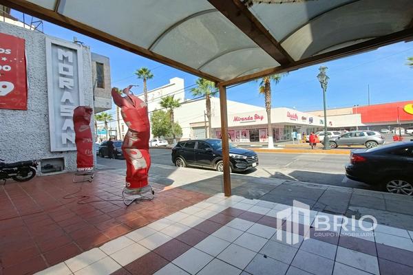 Foto de inmueble en Avenida 20 de Noviembre, Col. Victoria de Durango Centro C.P. 34000, Durango