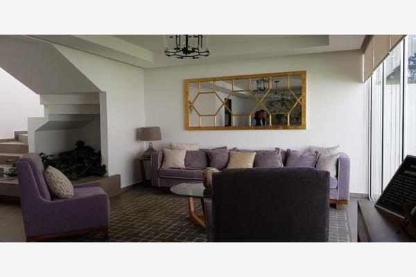 Foto de inmueble en Av Altamirano 128 Zinacantepec #**, Col. San Miguel Zinacantepec C.P. 51350, Zinacantepec