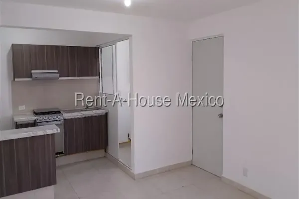 Foto de inmueble en Avenida Canal del Nte. #1, Col. 5o Tramo 20 de Noviembre C.P. 15309, Venustiano Carranza