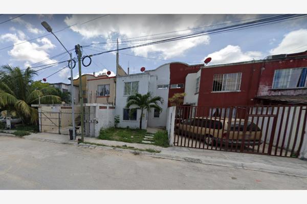 Casa en Av. Cancún 000, Fraccionamiento Galaxia A... 