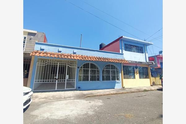 Foto de inmueble en Avenida Crisantemo, Col. Córdoba 2000 C.P. 94542, Córdoba