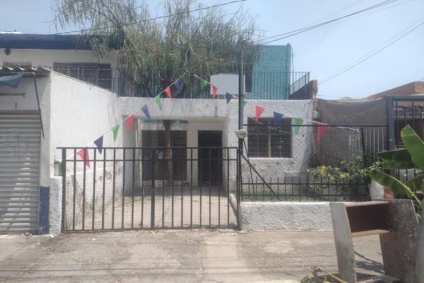 Casa en Av. de los Maestros 404, Alcalde Barranqu... 