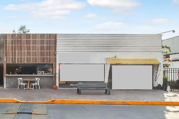 Foto de inmueble en Av. del Carmen, Col. Avándaro C.P. 51200, Valle de Bravo