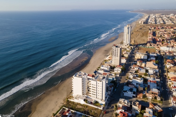 Foto de inmueble en Av. del pacifico, Col. Playas de Tijuana Sección Costa Azul C.P. 22506, Tijuana