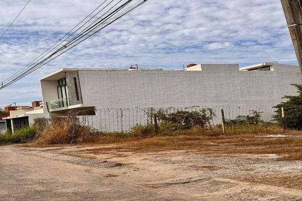Foto de inmueble en Av. Del tordo Lote, Col. Las Aralias I C.P. 48328, Puerto Vallarta