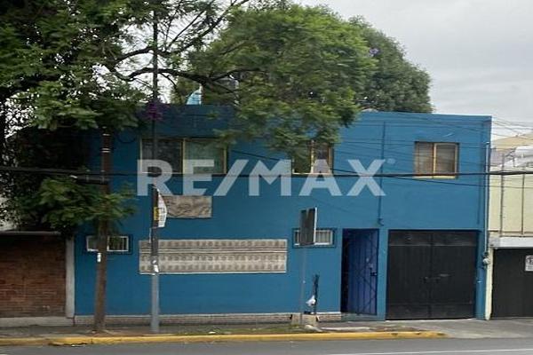 Foto de inmueble en Av. Gustavo Baz, Col. Bosque de Echegaray C.P. 53310, Naucalpan de Juárez