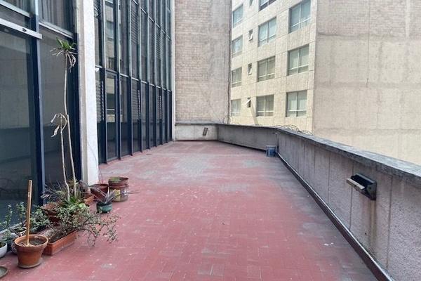 Foto de inmueble en Av. Insurgentes Sur, Col. Napoles C.P. 03810, Benito Juárez