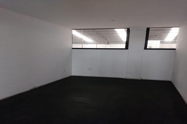 Foto de inmueble en Av jardin, Col. Ampliación Del Gas C.P. 02970, Azcapotzalco