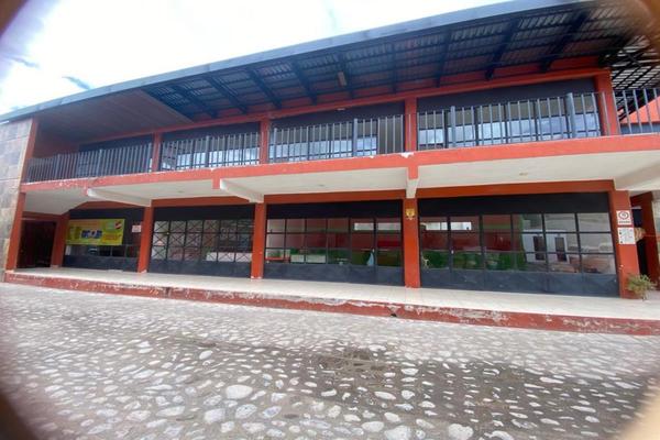 Foto de inmueble en Av. Juárez, Col. Centro C.P. 76800, San Juan del Río