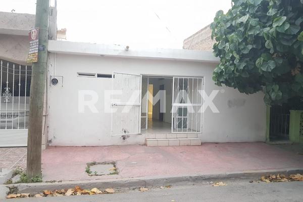 Foto de inmueble en Av. Juárez, Col. Ciudad Lerdo Centro C.P. 35150, Lerdo