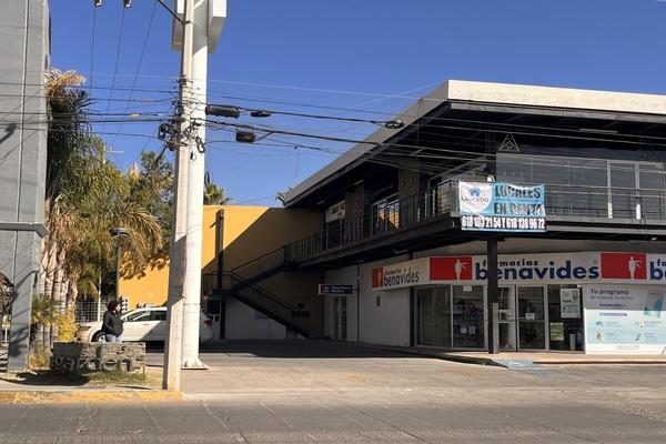 Foto de inmueble en Avenida La Salle, Col. Colinas del Saltito C.P. 34105, Durango