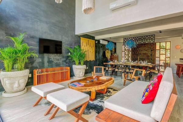 Foto de inmueble en Av. La Selva, Col. Tumben Kaa C.P. 77760, Tulum