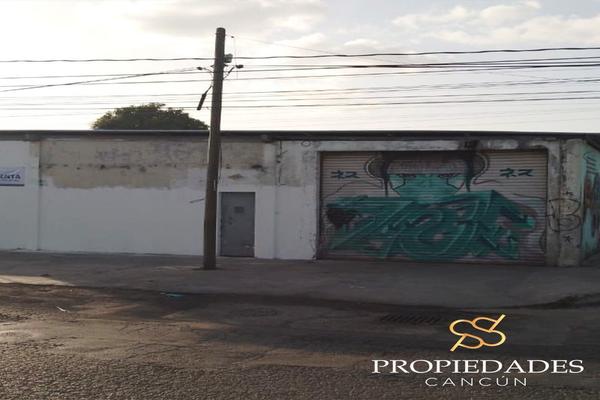 Foto de inmueble en Av. Leona Vicario con calle 65SM 231, Col. Leona Vicario C.P. 77540, Benito Juárez