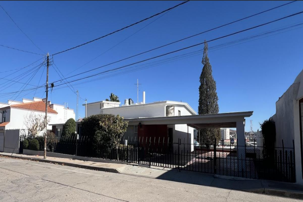 Foto de inmueble en Ave. Mirador, Col. Mirador C.P. 31205, Chihuahua