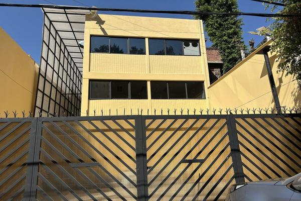 Foto de inmueble en AV. MUYUGUARDA, Col. San Lorenzo La Cebada C.P. 16035, Xochimilco