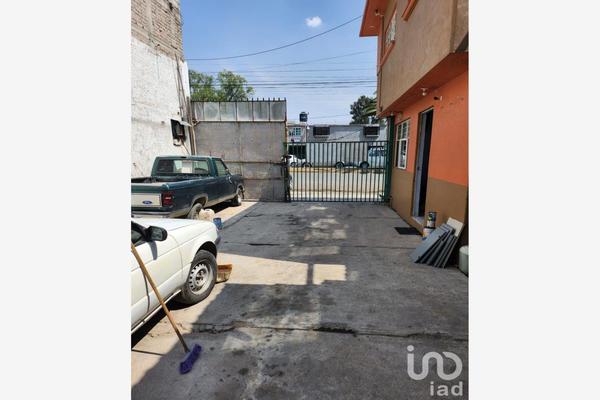 Calle Nicolas Bravo Colonia La Mora Ecatepec