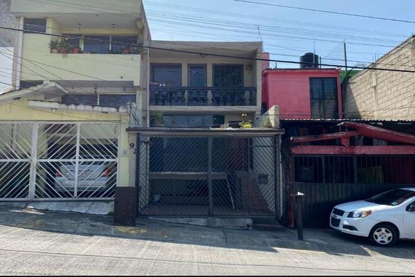 Foto de inmueble en Av. Oceáno Pacífico, Col. Lomas Lindas II Sección C.P. 52947, Atizapán de Zaragoza
