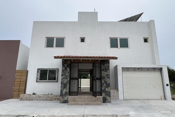 Foto de inmueble en AVENIDA PALMAS, Col. Santiago C.P. 28860, Manzanillo