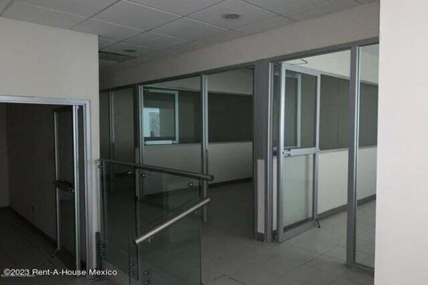 Foto de inmueble en Avenida Paseo de las palmas #1, Col. Lomas de Chapultepec I Sección C.P. 11000, Miguel Hidalgo