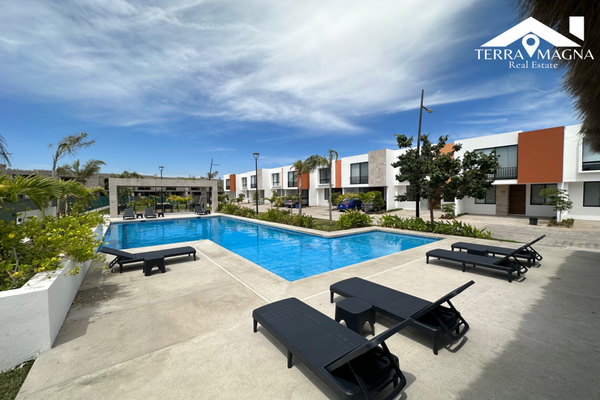 Foto de inmueble en Av. Paseo Vallarta, Col. Flamingos C.P. 63732, Bahía de Banderas