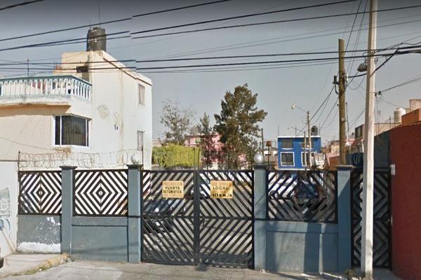 Foto de inmueble en Av. Plazas Aragón No. 6 Casa 5 Plazuela 19, Col. Plazas de Aragón C.P. 57139, Nezahualcóyotl