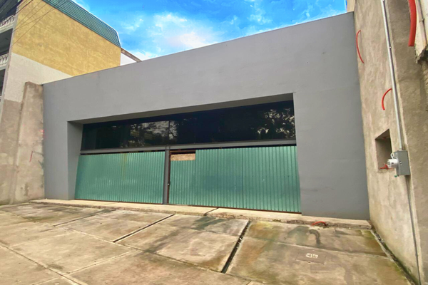 Foto de inmueble en Av. Pdte. Plutarco Elías, Col. Militar Marte C.P. 08830, Iztacalco