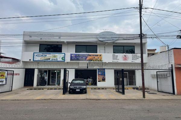 Foto de inmueble en Av. Reforma #1620, Col. Ciudad Deportiva C.P. 36612, Irapuato