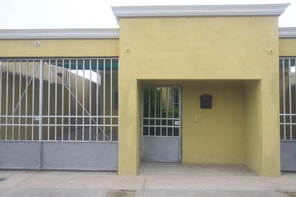 Foto de inmueble en Av. Roberto #210 entre Av Santa Leonor y calle sin nombre, Fracc. Virreyes, Col. Virreyes C.P. 23085, La Paz