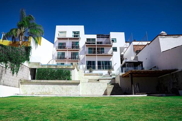 Foto de inmueble en Av San Isidro, Col. Juriquilla C.P. 76226, Querétaro