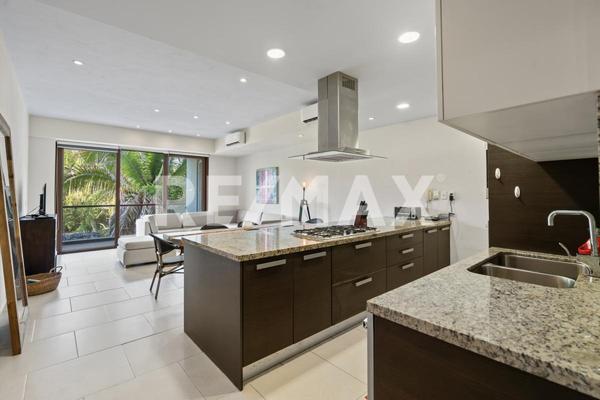 Foto de inmueble en Av Taurrima, Col. Higuera Blanca C.P. 63734, Bahía de Banderas