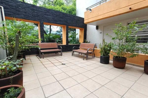 Foto de inmueble en AV. TAXQUEÑA, Col. Ex-Ejido de San Francisco Culhuacán C.P. 04420, Coyoacán