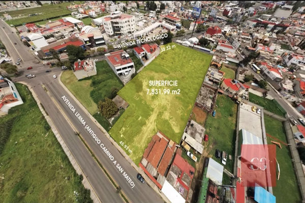 Foto de inmueble en avenida tecnologico, Col. Llano Grande C.P. 52148, Metepec