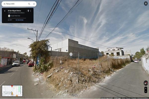 Foto de inmueble en Av tlahuac, Col. Zapotitlán C.P. 13209, Tláhuac