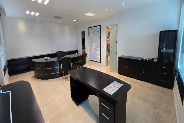 Foto de inmueble en Avenida Tulum #89, Col. Supermanzana 20 Centro C.P. 77500, Benito Juárez