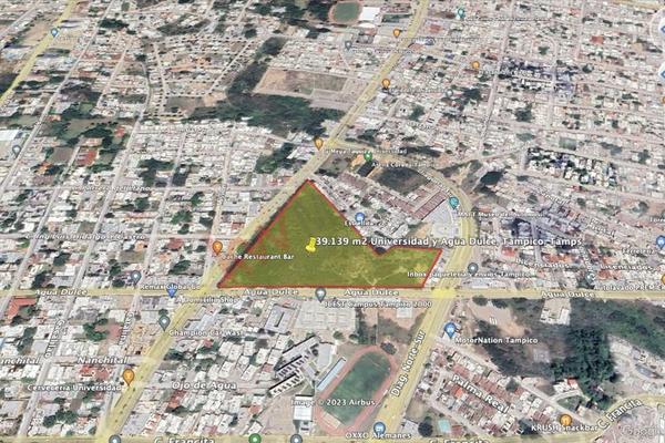 Foto de inmueble en Av Universidad, Col. Petrolera C.P. 89110, Tampico