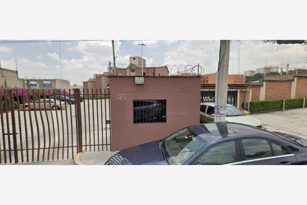 Foto de inmueble en AV. VERACRUZ #45, Col. Jesús del Monte C.P. 52764, Huixquilucan