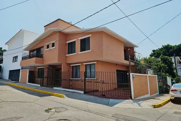 Foto de inmueble en Avila Camacho, Col. La Pradera C.P. 62170, Cuernavaca