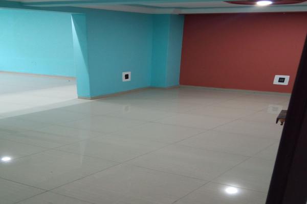 Foto de inmueble en Azcapotzalco La Villa, Col. San Bartolo Atepehuacan C.P. 07730, Gustavo A. Madero