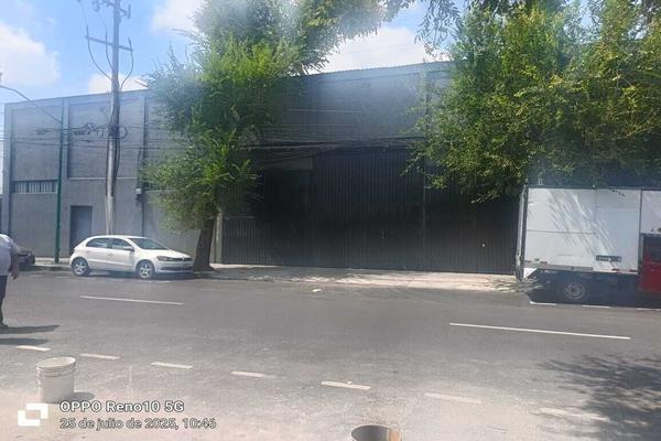 Foto de inmueble en Azhares, Col. Santa Maria Insurgentes C.P. 06430, Cuauhtémoc