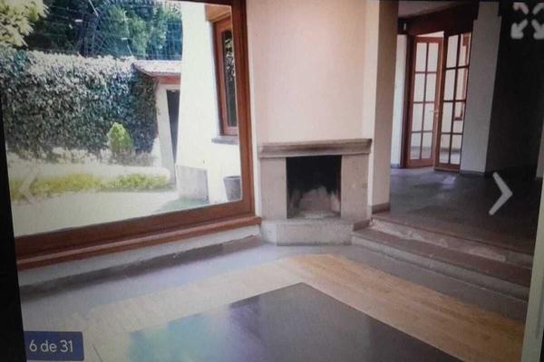 Foto de inmueble en B, Col. Bosque de las Lomas C.P. 11700, Miguel Hidalgo