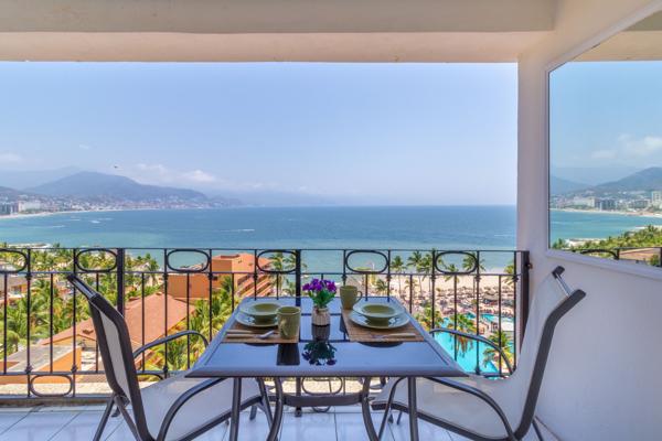 Foto de inmueble en Boulevard Francisco Medina Ascencio  #2467Int. 1040, Col. Zona Hotelera Norte C.P. 48333, Puerto Vallarta