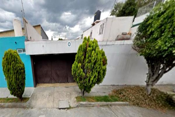 Foto de inmueble en C36, Col. Jardines de San Mateo C.P. 53240, Naucalpan de Juárez