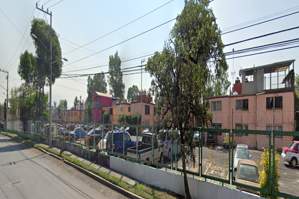 Foto de inmueble en VILLA CENTROAMERICANA  #s/n, Col. Villas Trabajadores del Gobierno del Distrito Federal C.P. 13278, Tláhuac
