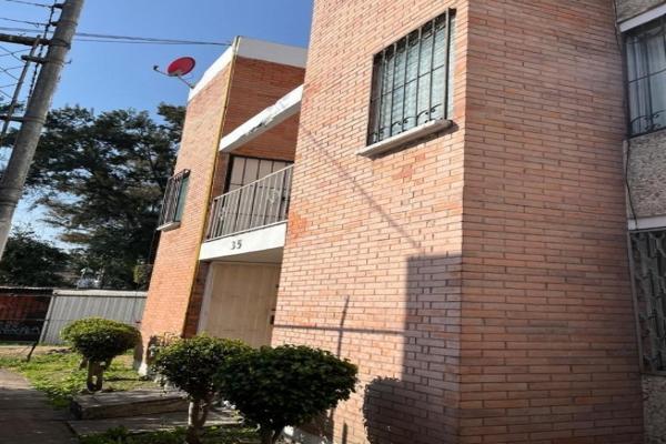 Foto de inmueble en Calle B 35 #35, Col. Alianza Popular Revolucionaria C.P. 04800, Coyoacán