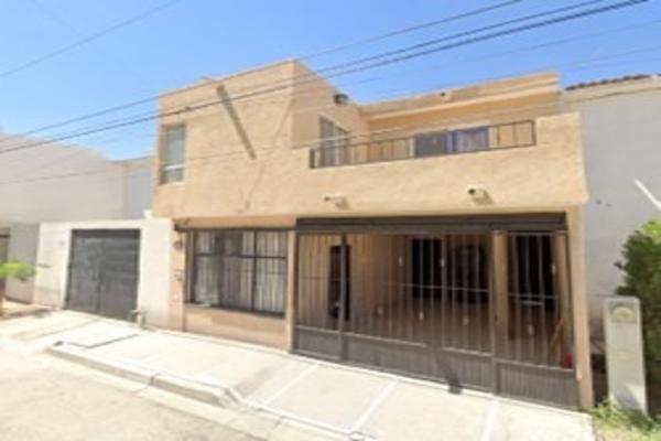 Foto de inmueble en Calle Cecilia 423 #423, Col. Rincón San Antonio C.P. 35015, Gómez Palacio
