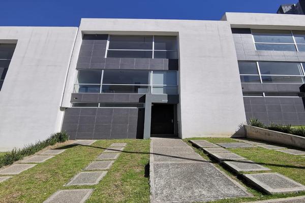 Foto de inmueble en  , Col. Bosque Real C.P. 52774, Huixquilucan