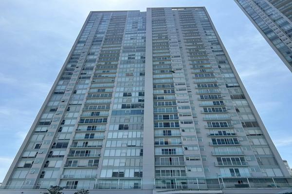 Renta de departamento en Bosque Real, Colonia Interlomas, C.P. 52787