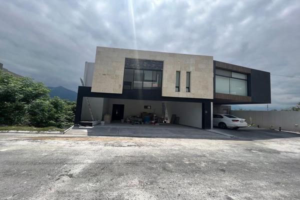 Foto de inmueble en Bosques de San José, Col. Bosques de San José C.P. 67307, Santiago