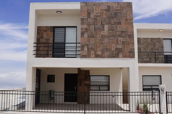 Foto de inmueble en boulevard de los grandes pintores #18, Col. Torreón 2000 C.P. 27016, Torreón