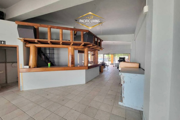 Foto de inmueble en BLVD PASEO IXTAPA, Col. Zihuatanejo (Ixtapa-Zihuatanejo) C.P. 40889, Zihuatanejo de Azueta